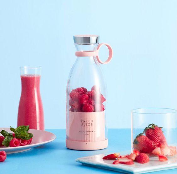 Travel portable mini juice blender – USB rechargeable, lightweight and compact